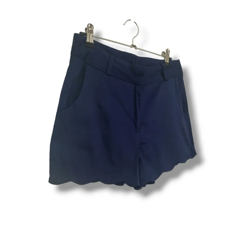 🌿Stoosh Women's Navy Blue Scalloped Hem Shorts size 5- Beautiful!💎